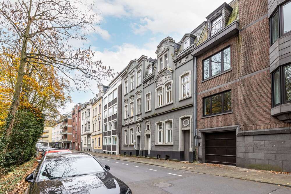 Thumbnail-Haus zum Kaufen in Neuss 695.000,00 € 237 m²