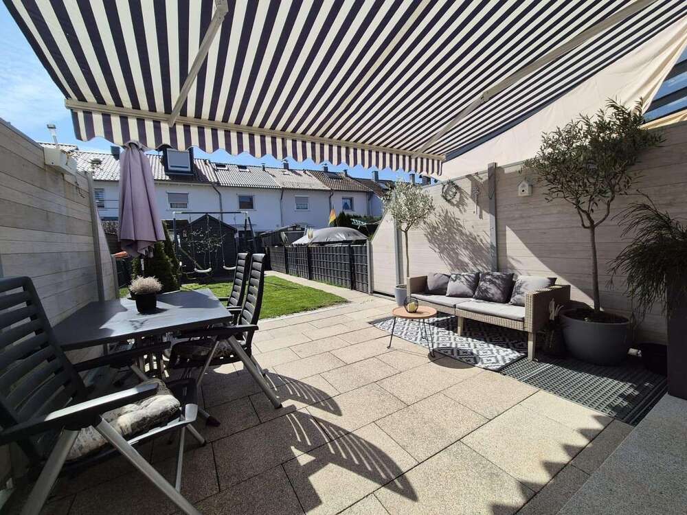 Thumbnail-Haus zum Kaufen in LeonbergWürttemberg 399.000,00 € 90 m²