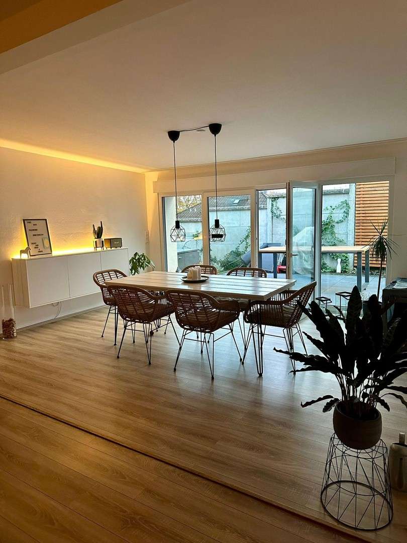 Thumbnail-Wohnung zum Mieten in Wuppertal 1.500,00 € 152 m²