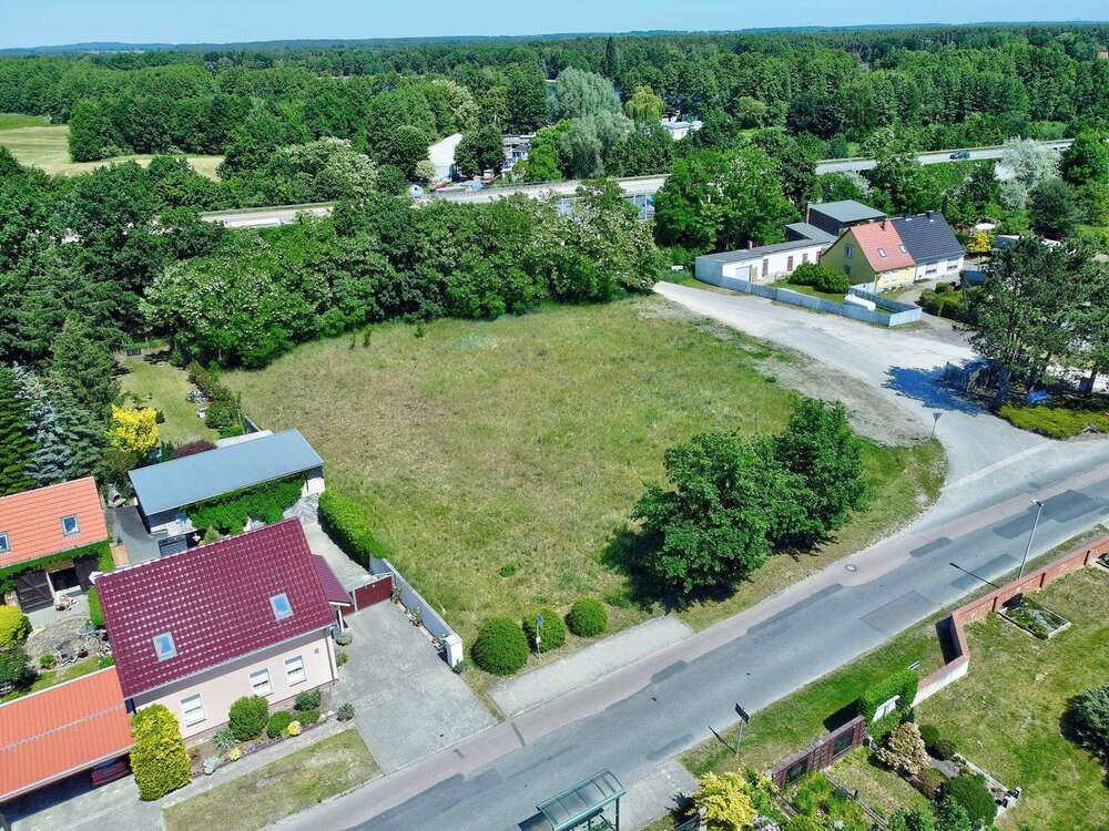 Thumbnail-Grundstück zu verkaufen in Kloster Lehnin 73.000,00 € 907 m²