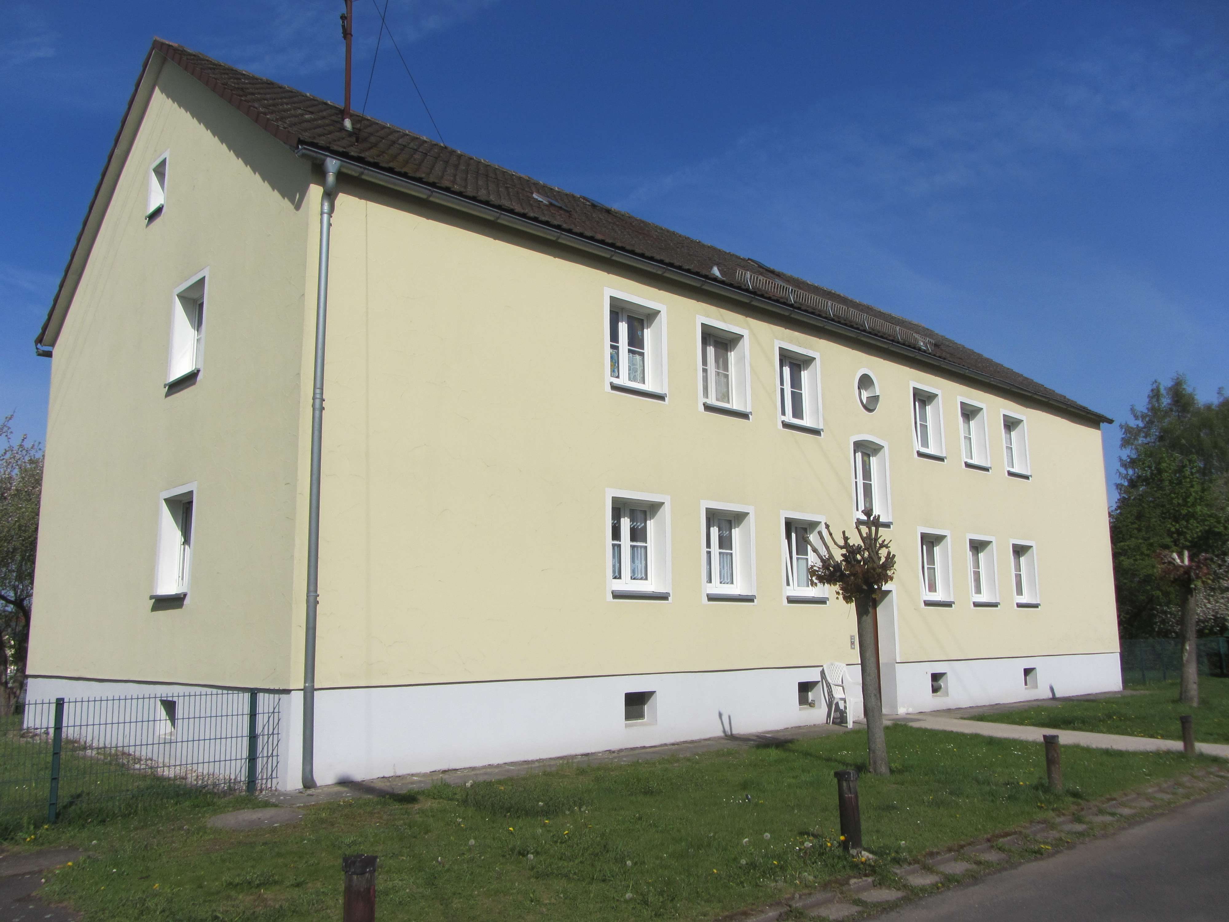 Thumbnail-Wohnung zum Mieten in Mitterteich 322,80 € 60.45 m²