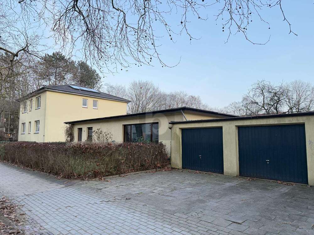 Thumbnail-Haus zum Kaufen in Wilhelmshaven 490.000,00 € 381 m²