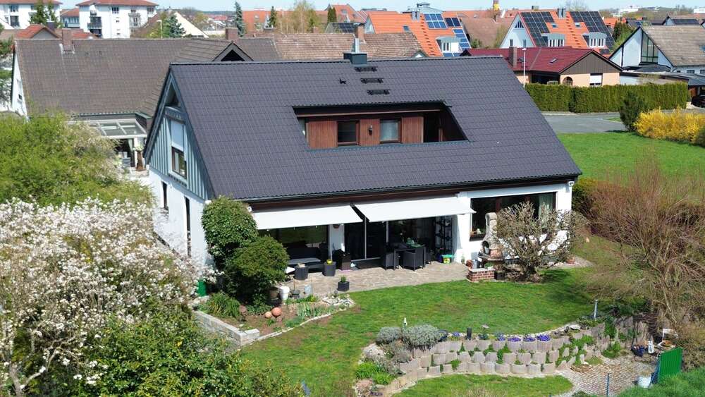 Thumbnail-Haus zum Kaufen in Herzogenaurach 1.060.000,00 € 146.5 m²