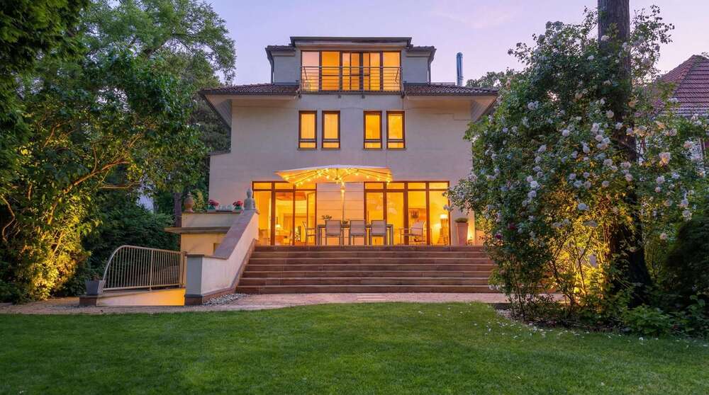Thumbnail-Haus zum Kaufen in Berlin 3.300.000,00 € 233 m²