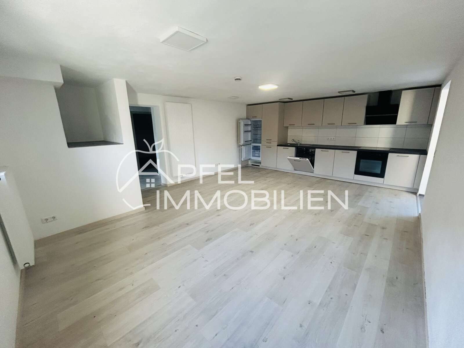 Thumbnail-Haus zum Kaufen in Rottenburg am Neckar 1.099.000,00 € 480 m²