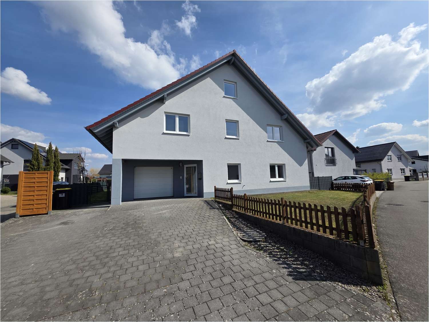 Thumbnail-Haus zum Mieten in Kaiserslautern Siegelbach 2.950,00 € 330 m²