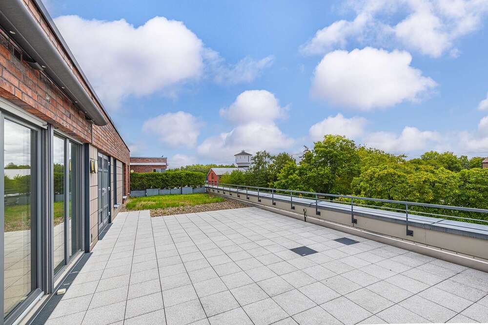 Thumbnail-Wohnung zum Mieten in Leverkusen 2.300,00 € 140 m²