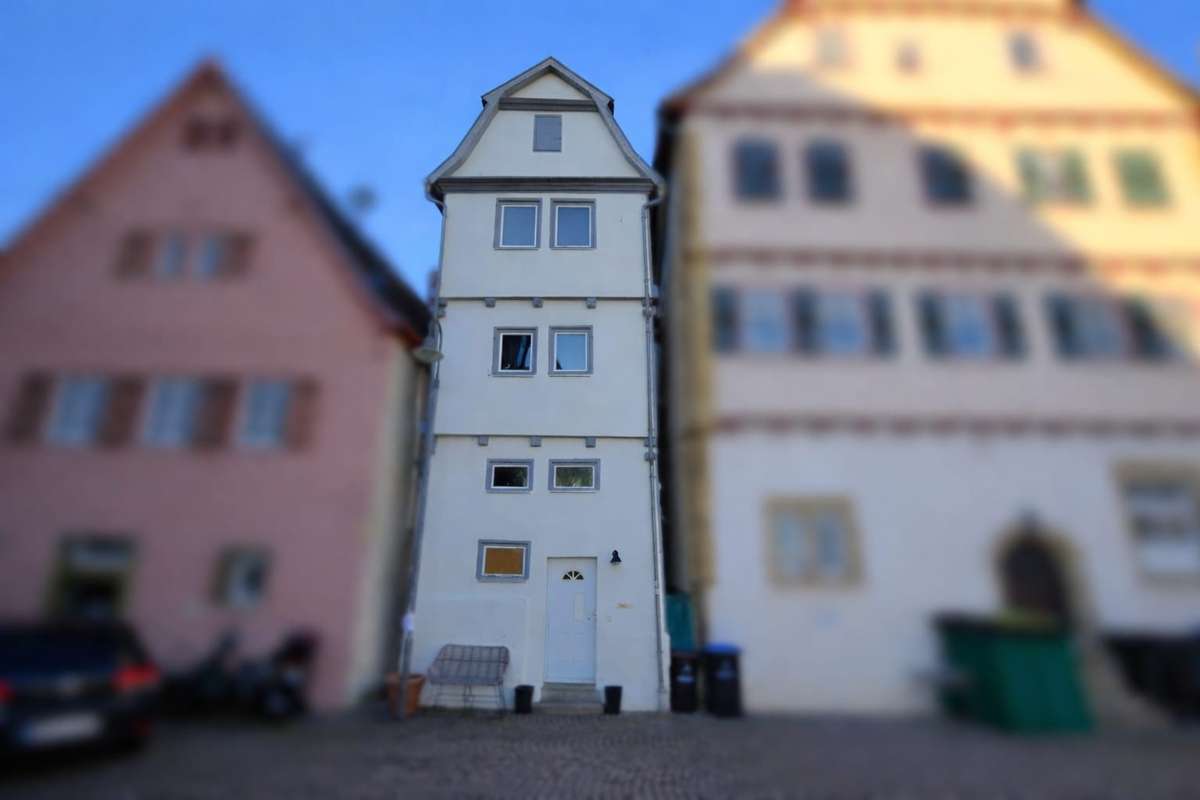 Thumbnail-Haus zum Kaufen in Leonberg 550.000,00 € 108.58 m²