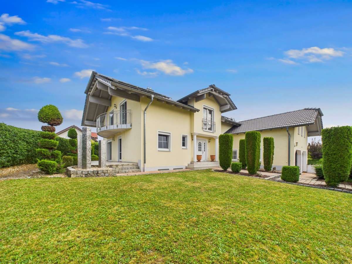 Thumbnail-Haus zum Kaufen in Salching Oberpiebing 625.000,00 € 160 m²