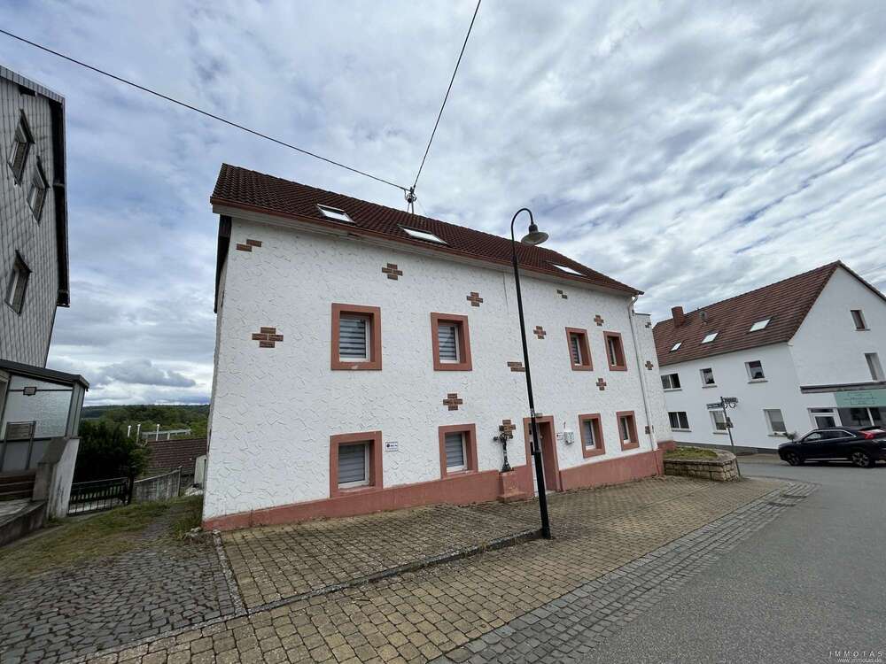 Thumbnail-Haus zum Kaufen in Gersheim 149.000,00 € 187 m²