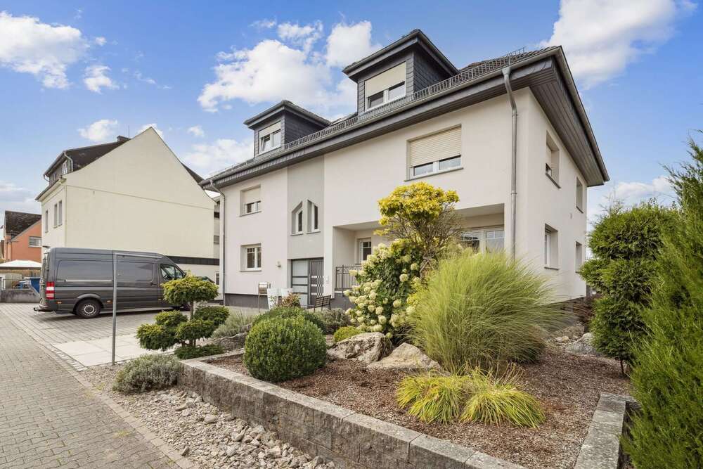 Thumbnail-Wohnung zum Mieten in Waldbrunn (Westerwald) 1.100,00 € 112.1 m²