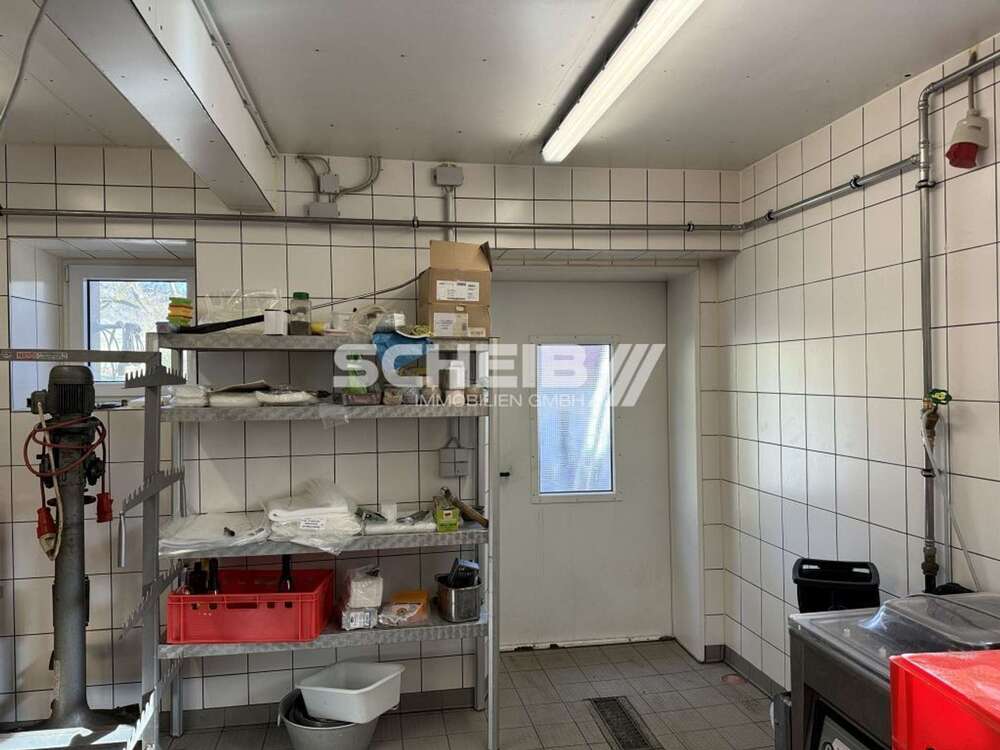 Thumbnail-Halle in Michelfeld 450,00 € 72.33 m²