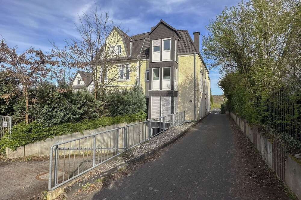 Thumbnail-Wohnung zum Kaufen in Bonn 170.000,00 € 37 m²