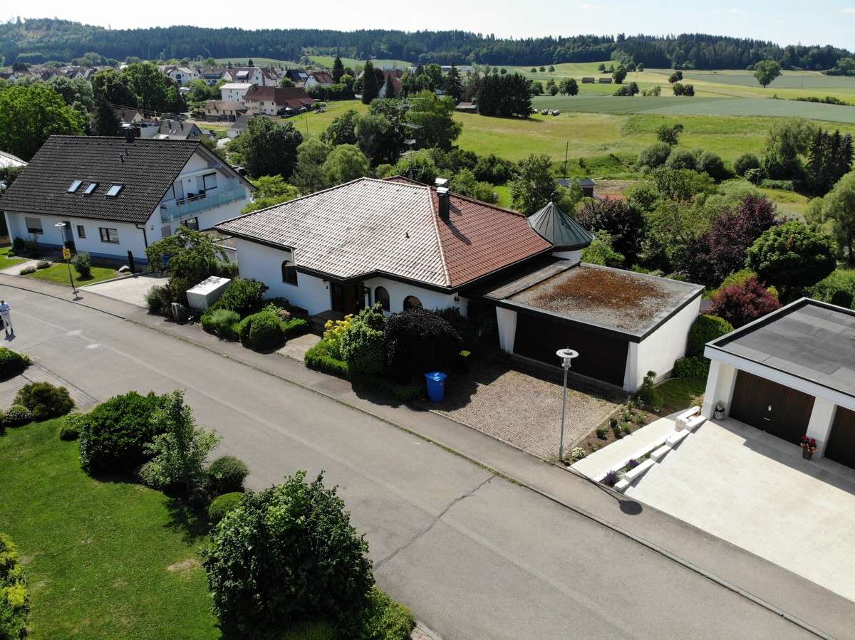 Thumbnail-Haus zum Kaufen in Dietingen 695.000,00 € 260 m²