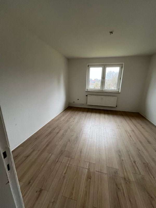 Thumbnail-Wohnung zum Mieten in Büdelsdorf 399,00 € 51.78 m²