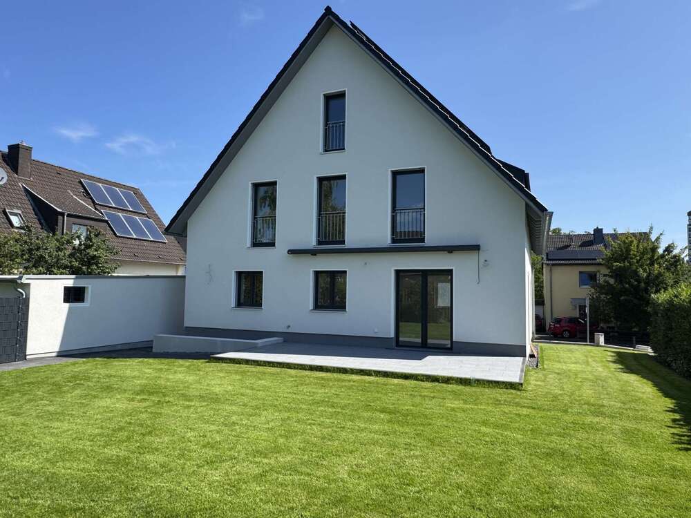 Thumbnail-Haus zum Kaufen in Köln 1.350.000,00 € 170 m²