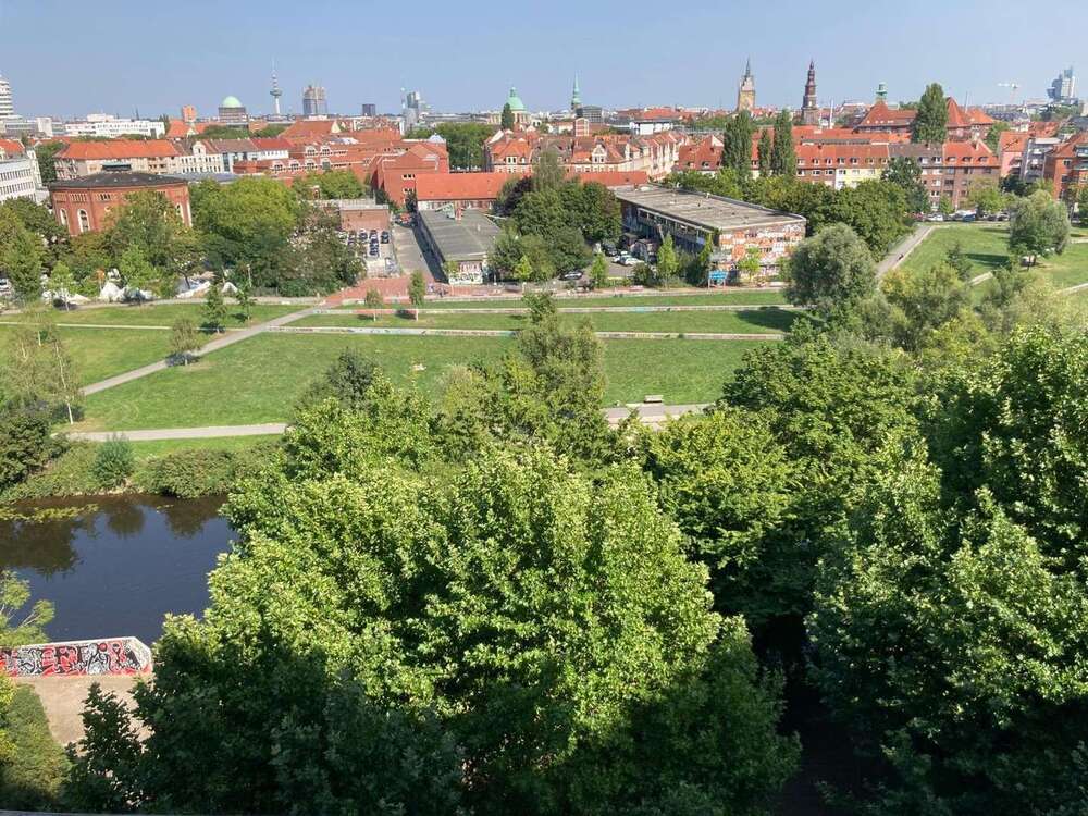 Thumbnail-Wohnung zum Kaufen in Hannover 99.000,00 € 93 m²