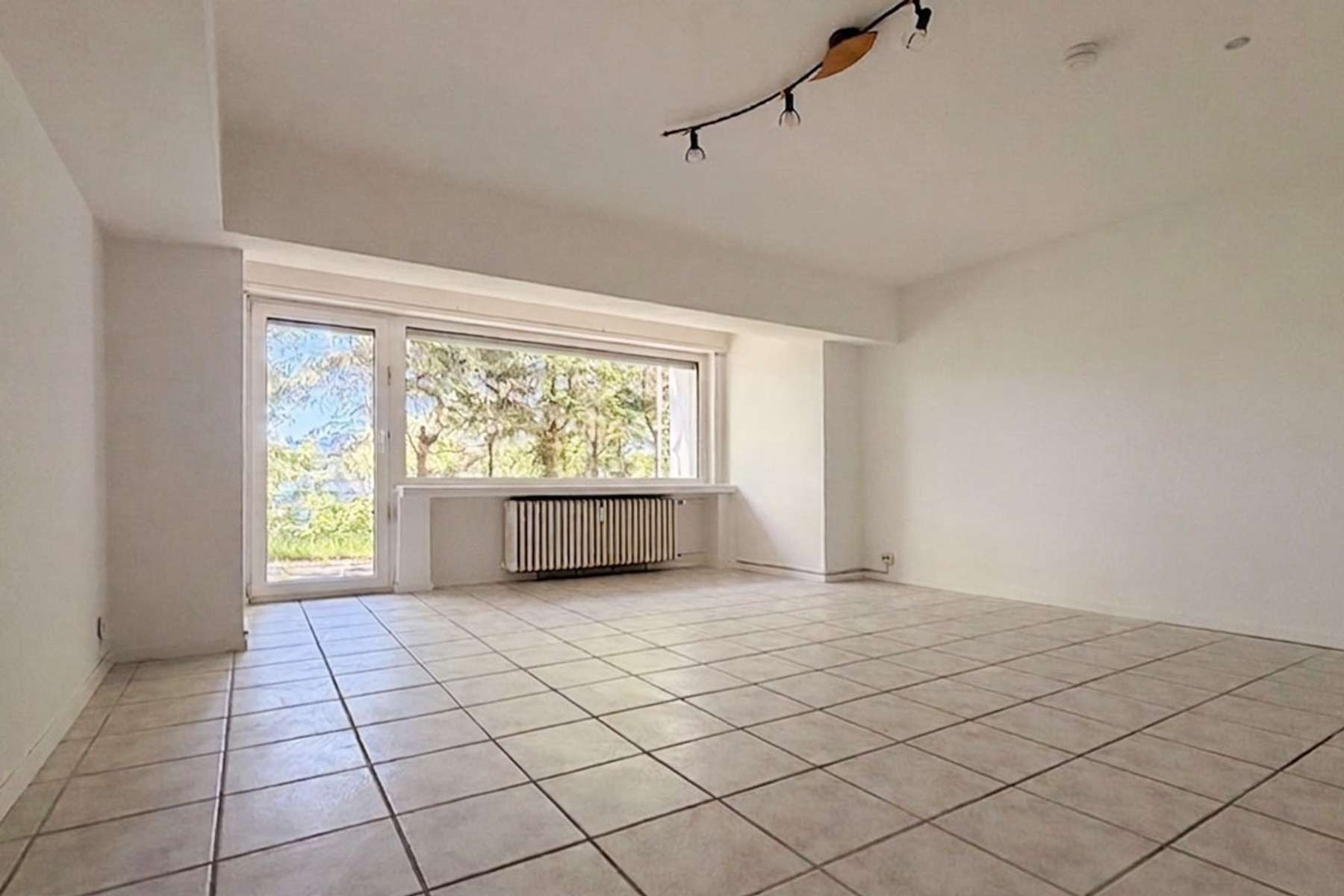 Thumbnail-Wohnung zum Kaufen in Bergisch Gladbach 299.000,00 € 110.15 m²