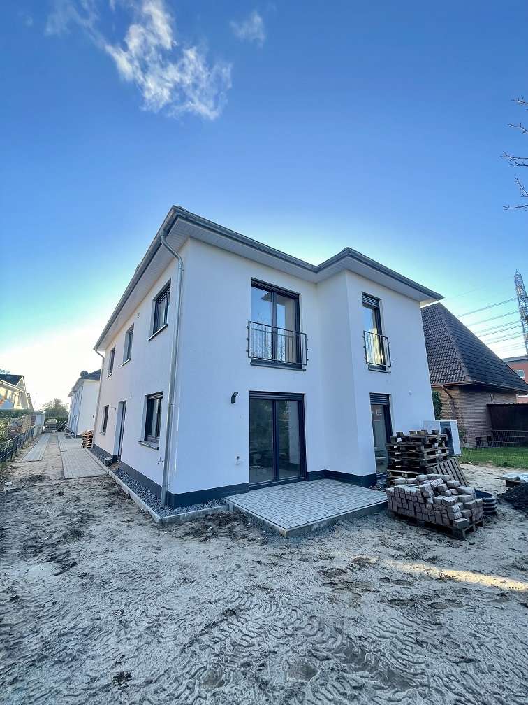 Thumbnail-Wohnung zum Mieten in Oststeinbek 1.720,00 € 80 m²