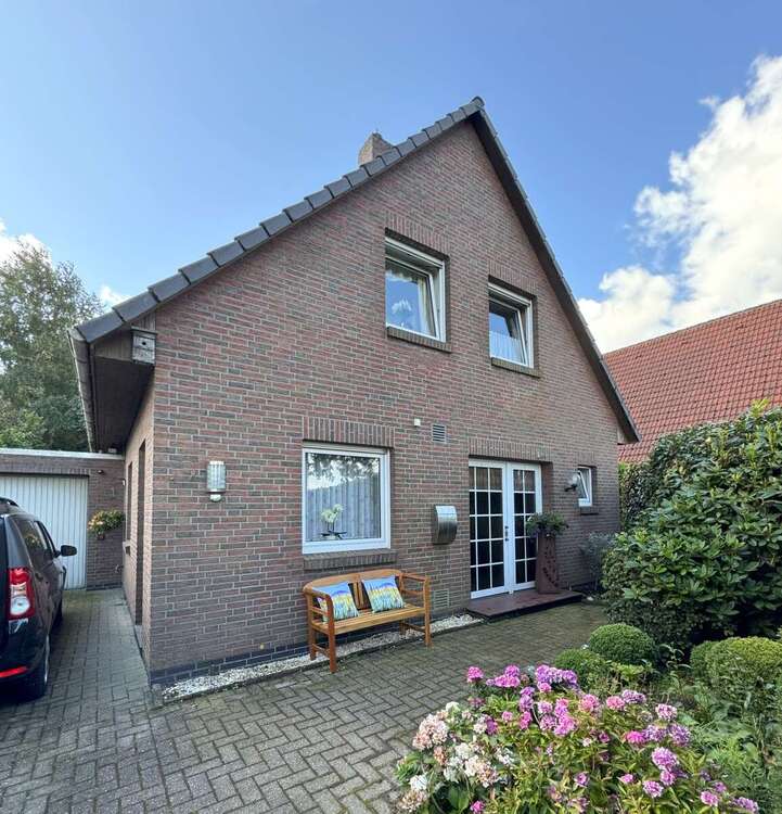 Thumbnail-Haus zum Kaufen in Bad Zwischenahn Wehnen 299.000,00 € 97 m²