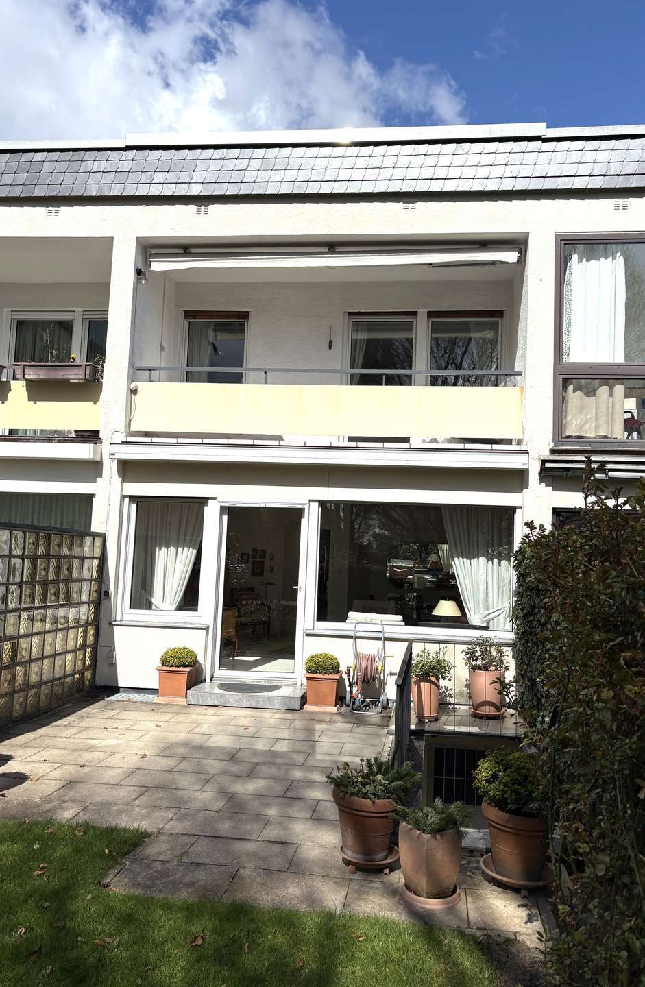 Thumbnail-Haus zum Kaufen in Frankfurt am Main 425.000,00 € 99 m²