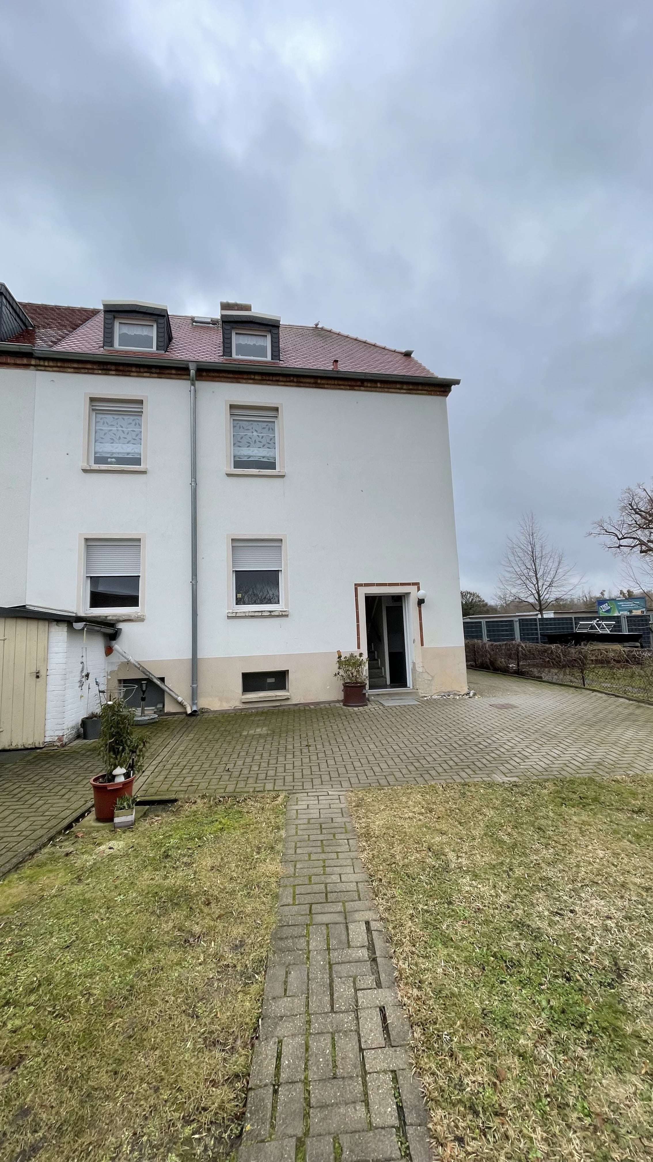Thumbnail-Haus zum Kaufen in Schönebeck 139.000,00 € 216.6 m²