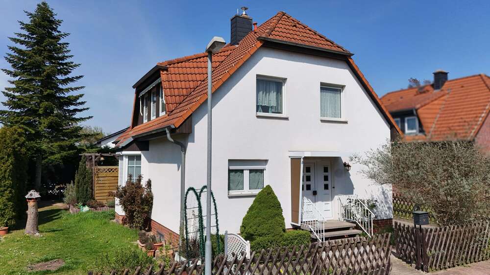 Thumbnail-Haus zum Kaufen in Aschersleben 237.000,00 € 119 m²
