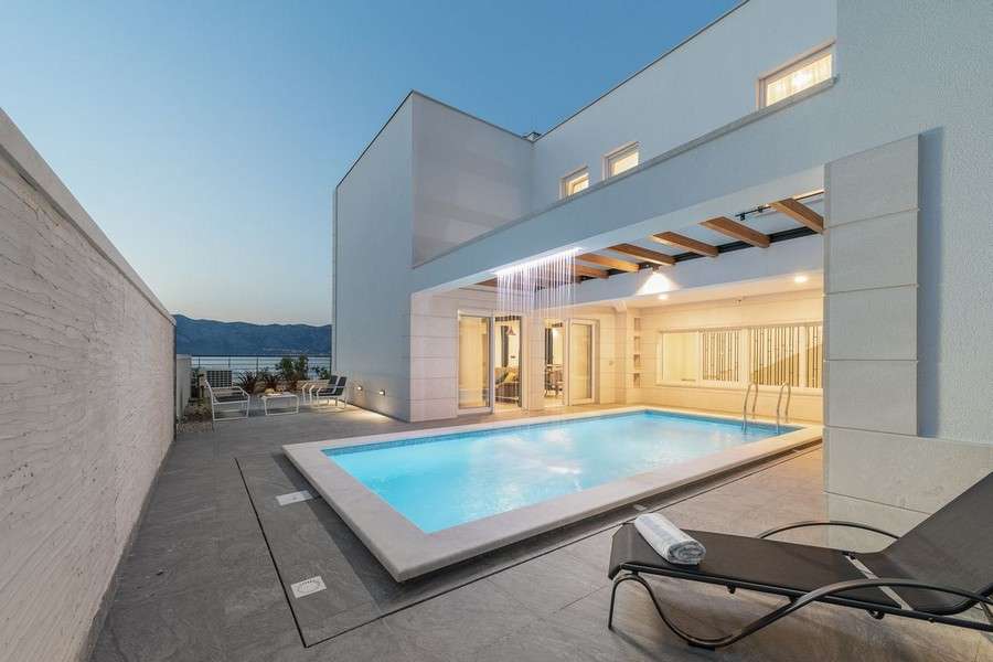 Thumbnail-Haus zum Kaufen in Brac 1.850.000,00 € 304 m²