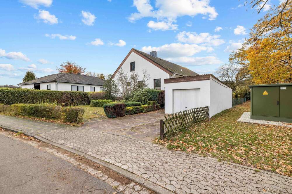 Thumbnail-Haus zum Kaufen in Hambühren 289.000,00 € 137.74 m²