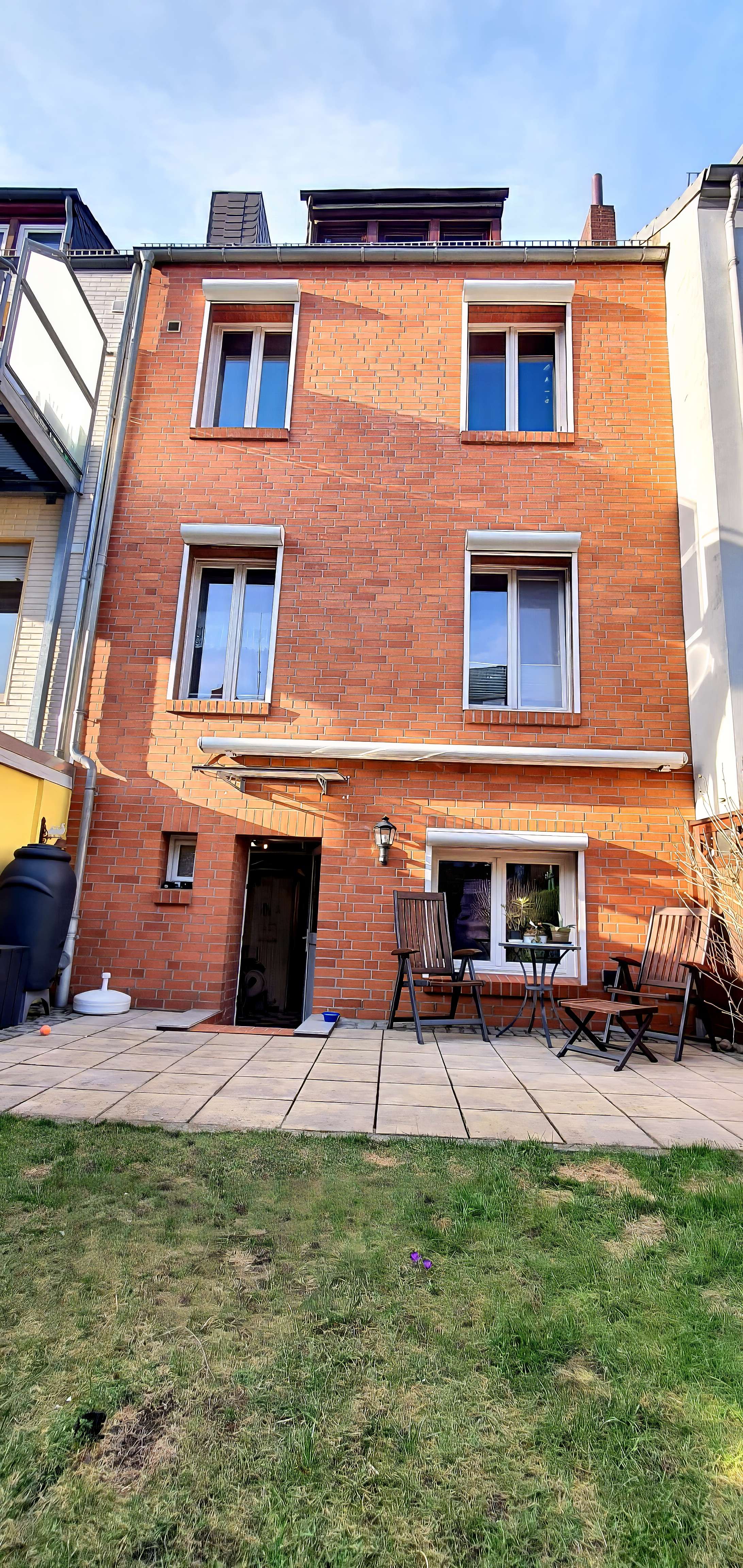 Thumbnail-Haus zum Kaufen in Bremen 350.000,00 € 140 m²