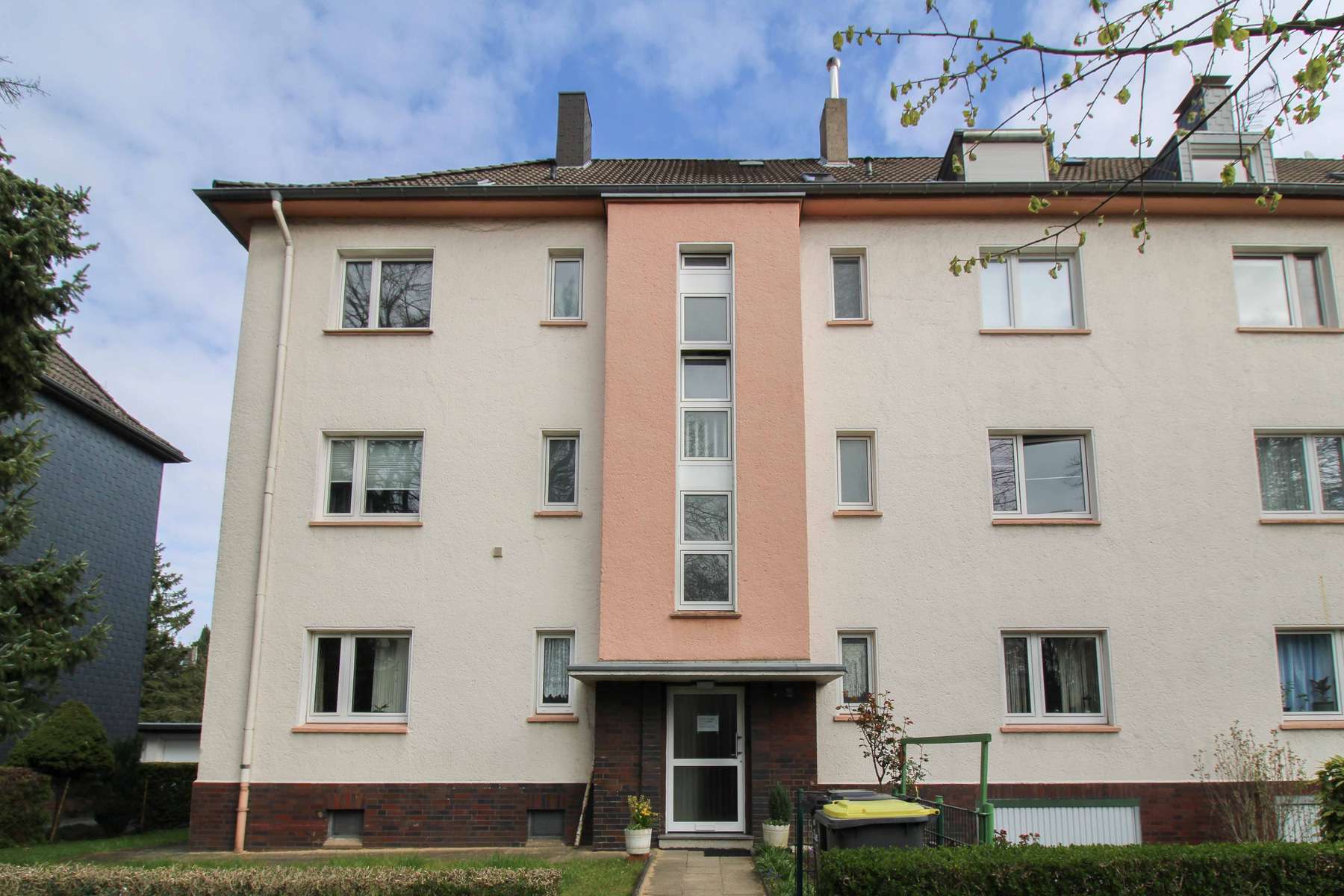 Thumbnail-Wohnung zum Kaufen in Essen 120.000,00 € 55.91 m²