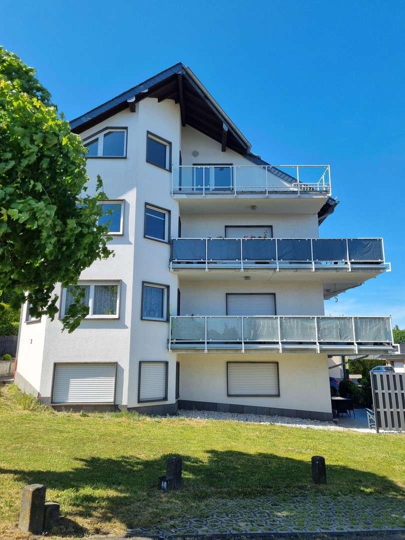Thumbnail-Wohnung zum Mieten in Ettringen 720,00 € 95 m²