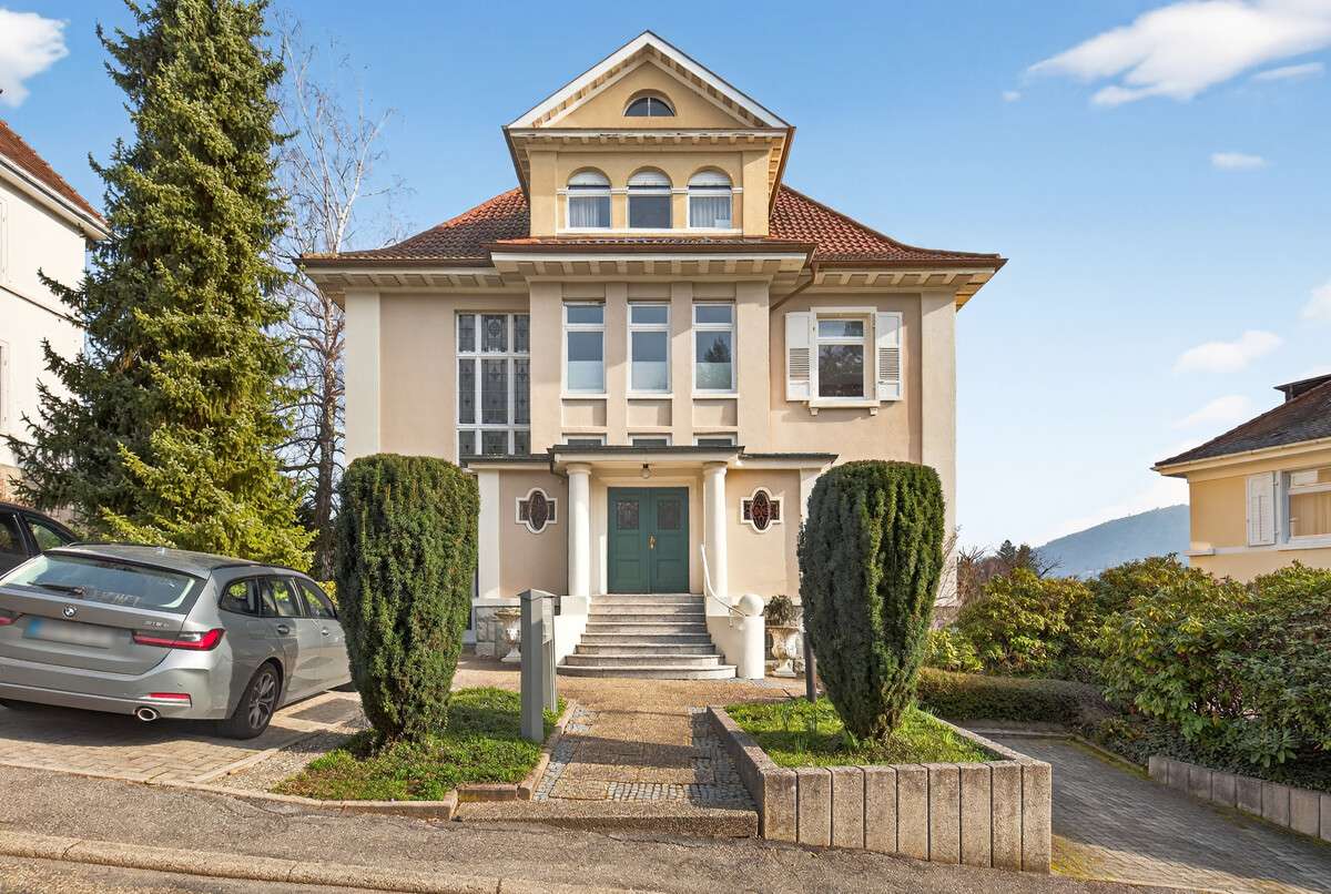 Thumbnail-Wohnung zum Kaufen in Baden-Baden 759.000,00 € 124 m²