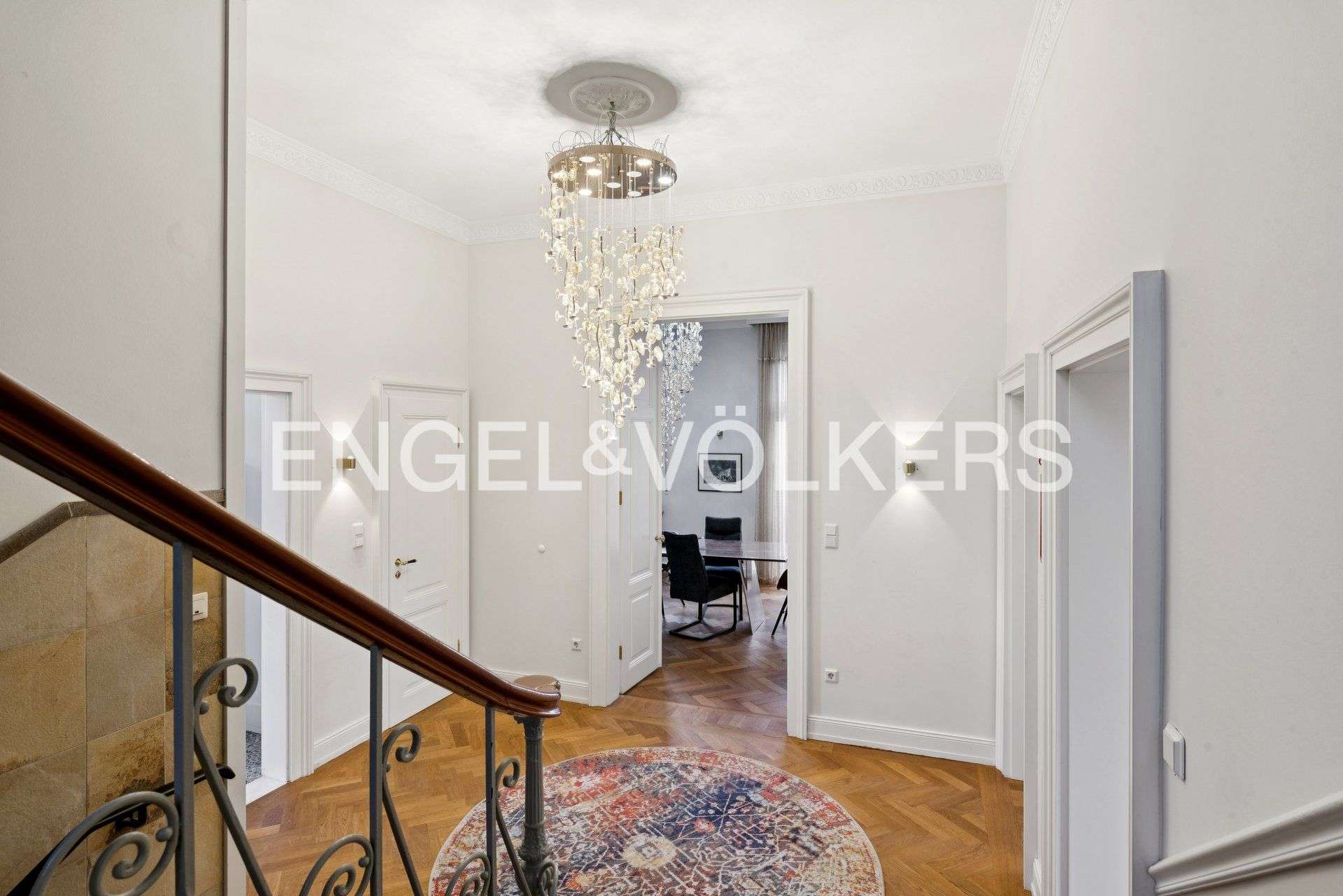 Thumbnail-Haus zum Mieten in Oberursel 6.450,00 € 360 m²