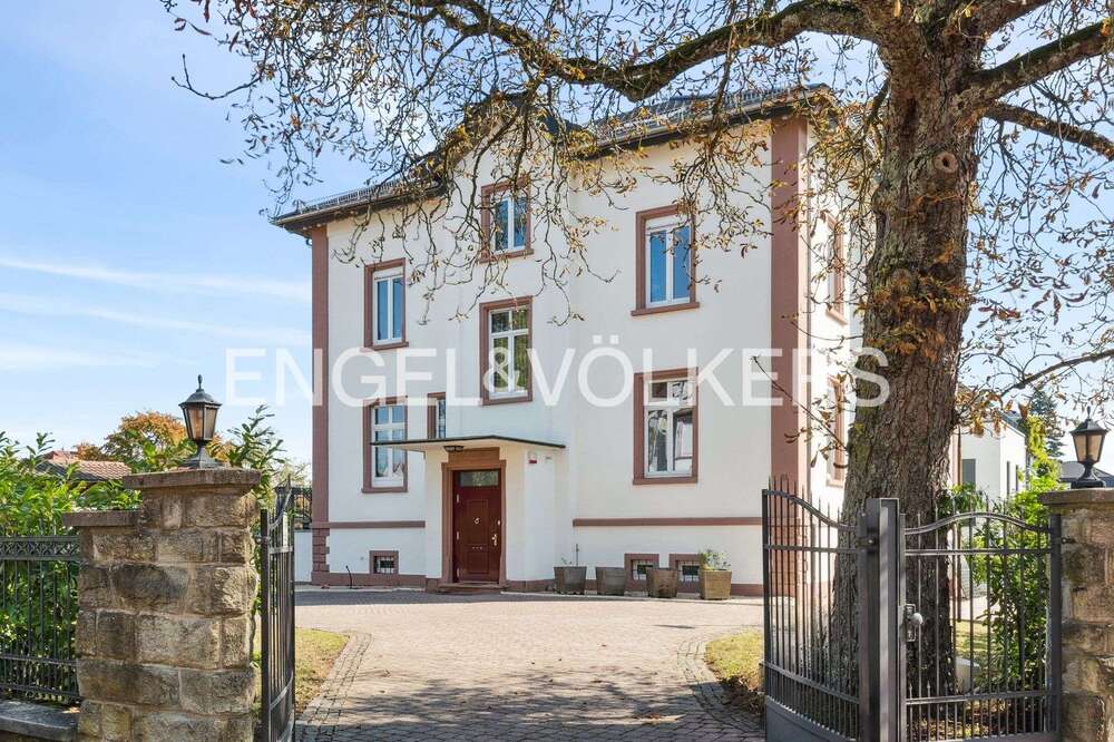 Thumbnail-Haus zum Mieten in Oberursel 6.450,00 € 360 m²