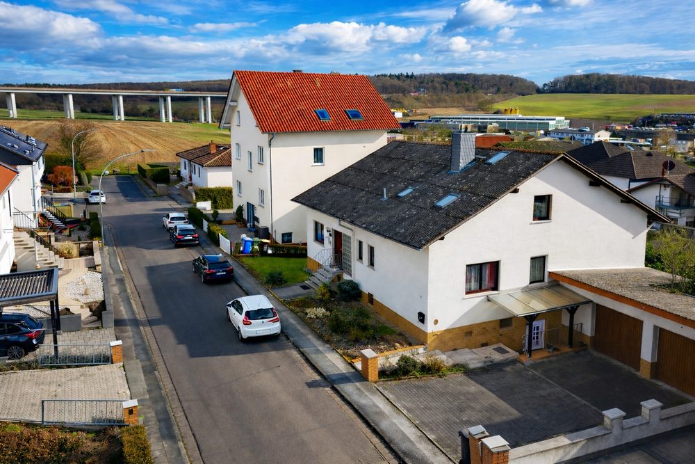 Thumbnail-Haus zum Kaufen in Langgöns 498.000,00 € 280 m²