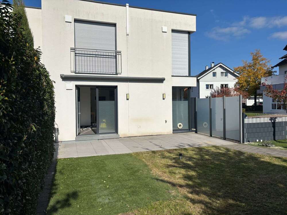 Thumbnail-Haus zum Mieten in Bietigheim 2.400,00 € 160 m²