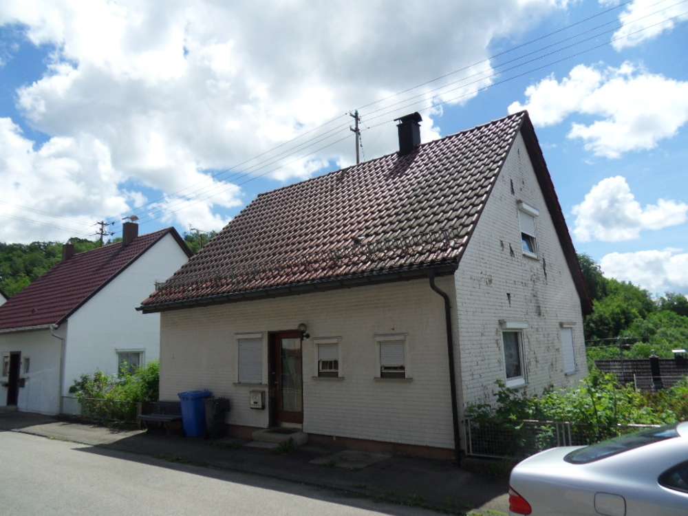Thumbnail-Haus zum Kaufen in Albstadt 85.000,00 € 92 m²