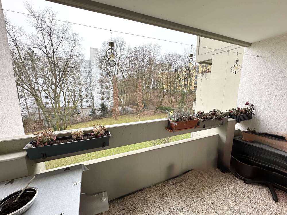 Thumbnail-Wohnung zum Kaufen in Regensburg 298.000,00 € 94 m²