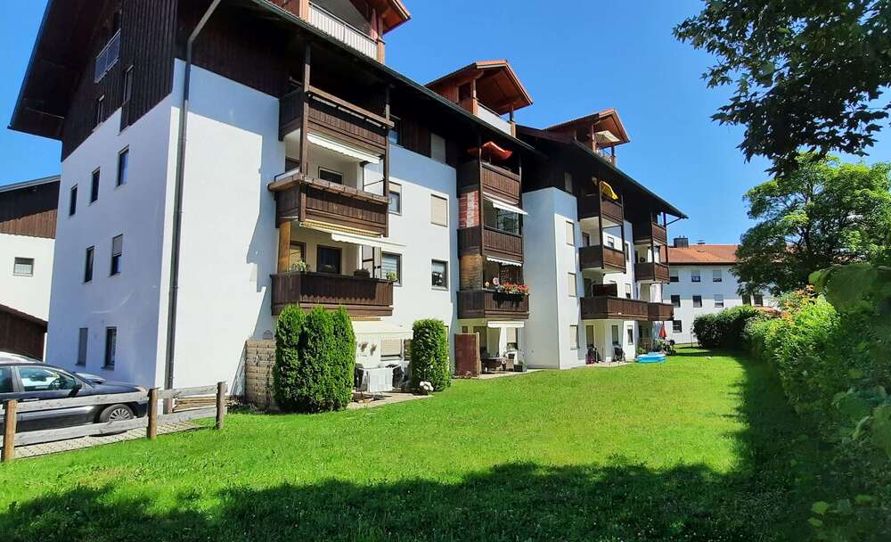 Thumbnail-Wohnung zum Mieten in Traunstein 1.025,00 € 81.48 m²