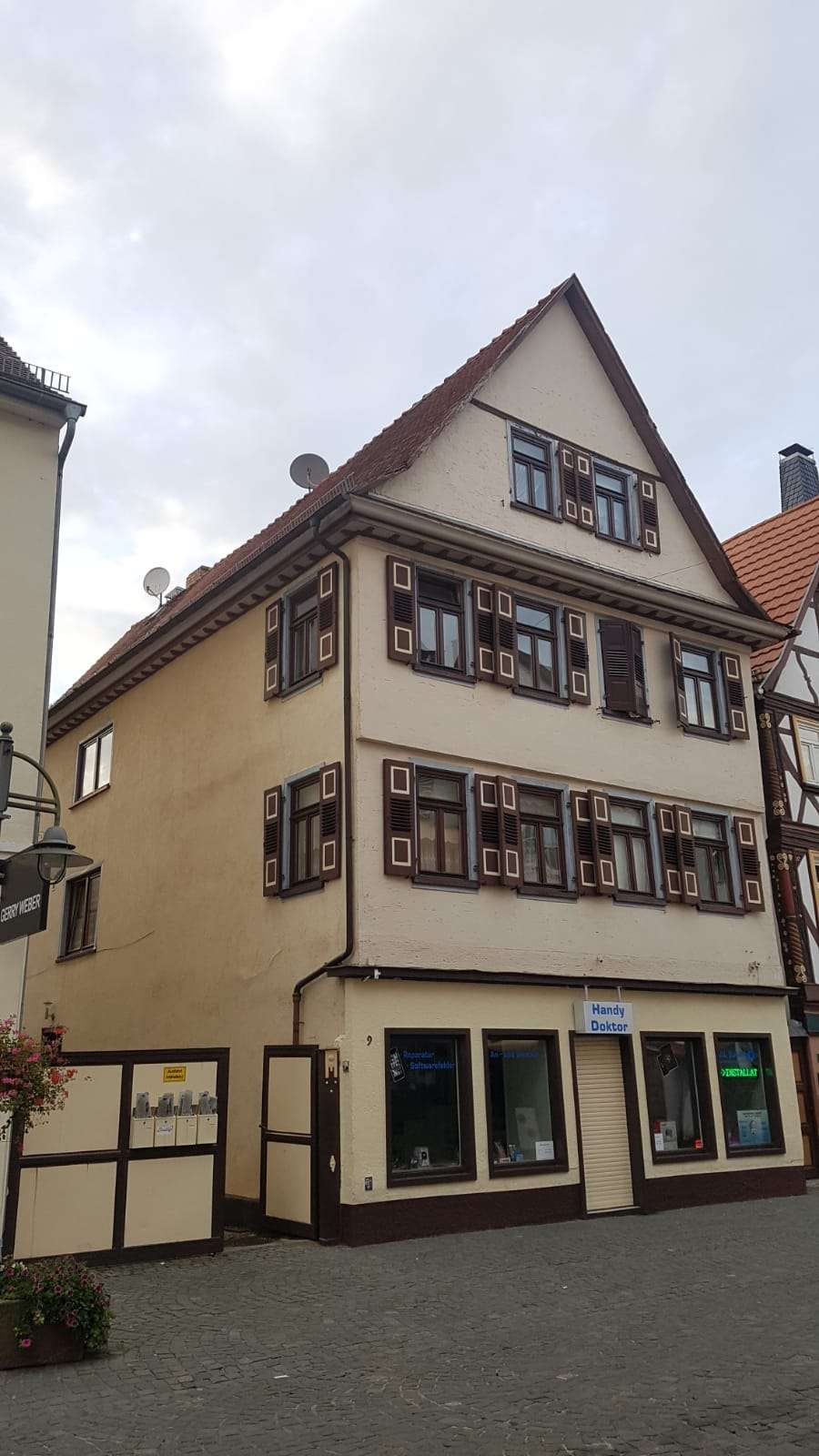 Thumbnail-Haus zum Kaufen in Butzbach 640.000,00 € 300 m²