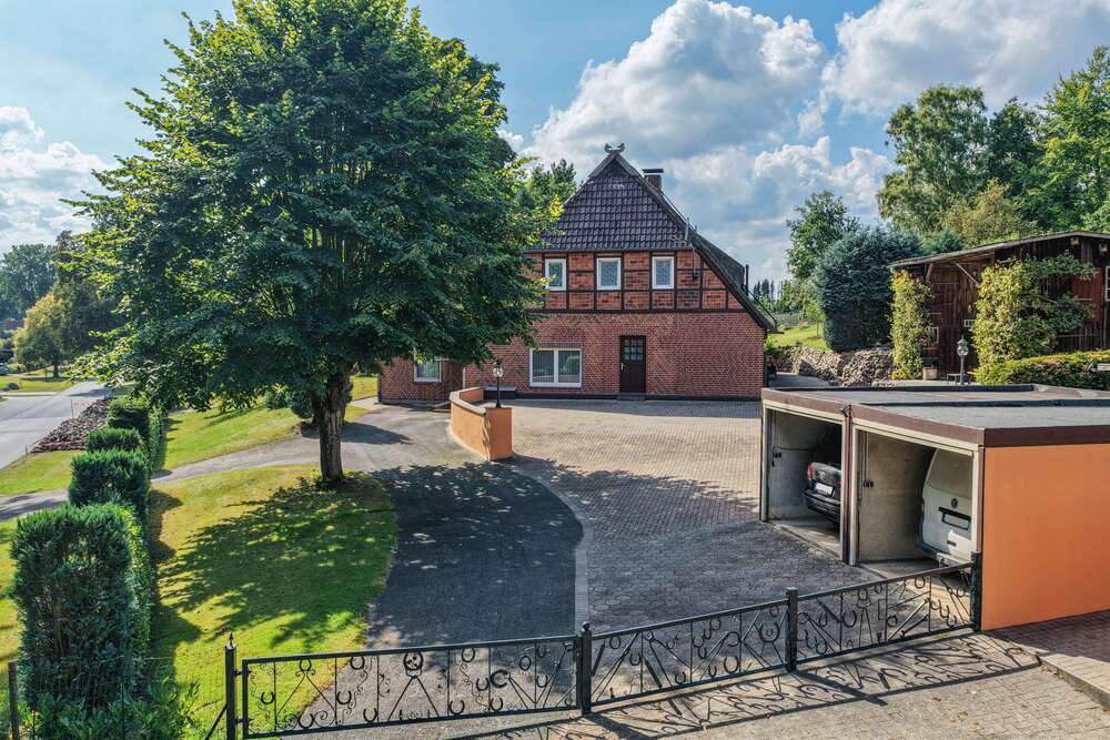 Thumbnail-Haus zum Kaufen in Soderstorf 790.000,00 € 274 m²