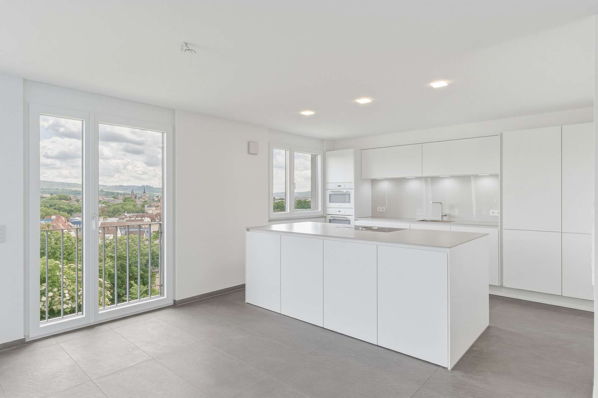 Thumbnail-Wohnung zum Mieten in Stuttgart 2.050,00 € 109.29 m²