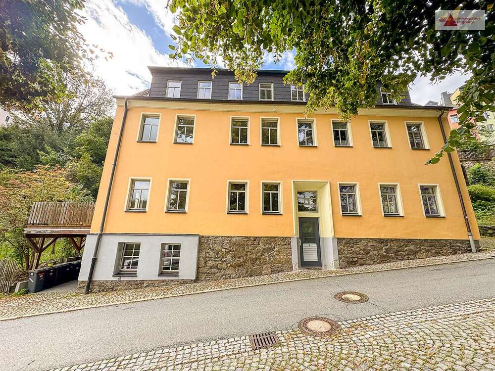 Thumbnail-Haus zum Kaufen in SchwarzenbergErzgebirge 275.000,00 € 330.51 m²