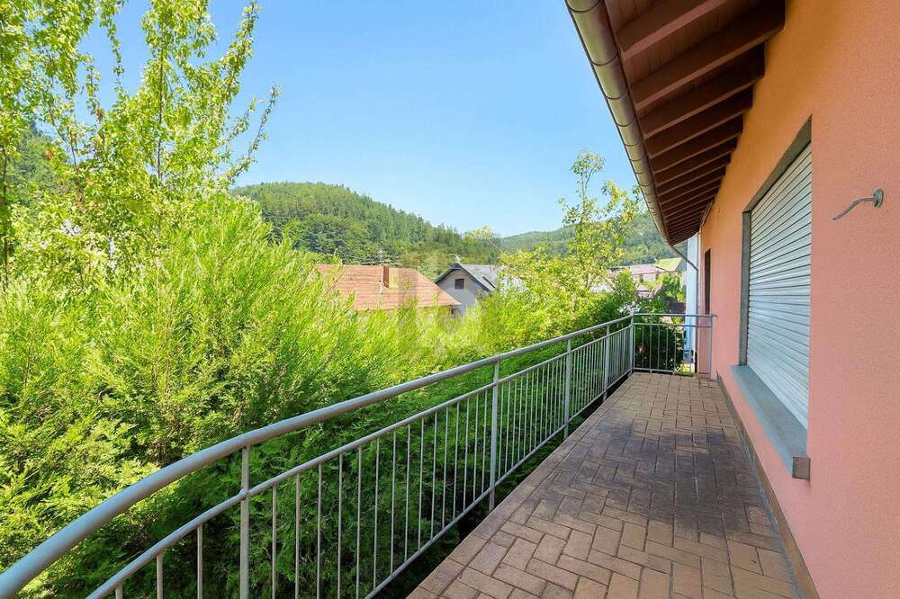 Thumbnail-Haus zum Kaufen in Heiligkreuzsteinach 250.000,00 € 207 m²