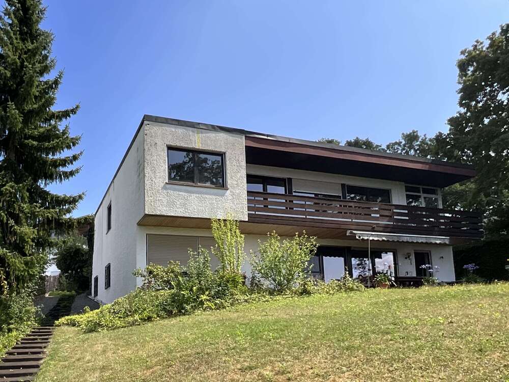 Thumbnail-Haus zum Kaufen in Zeitlarn 745.000,00 € 240 m²