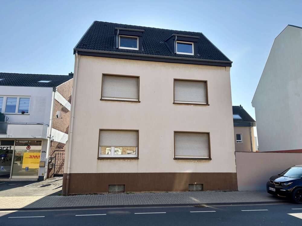 Thumbnail-Haus zum Kaufen in Erftstadt 345.000,00 € 160 m²