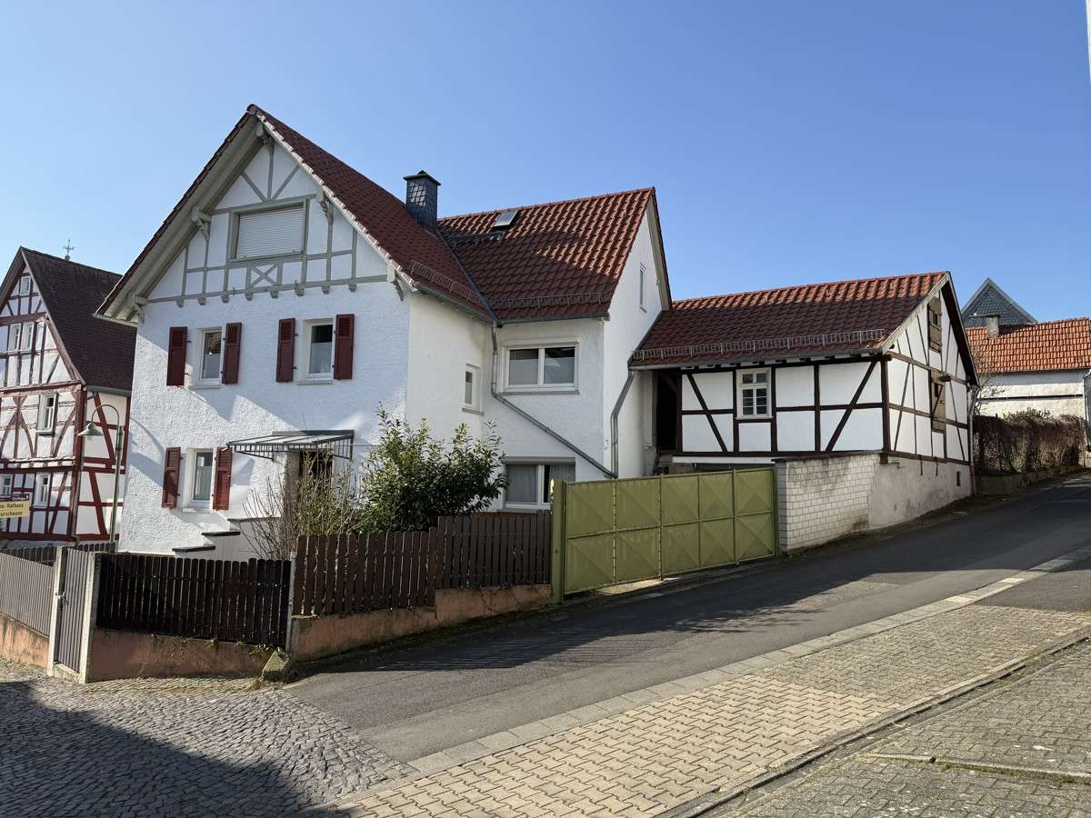 Thumbnail-Haus zum Kaufen in Schöneck 398.000,00 € 150 m²