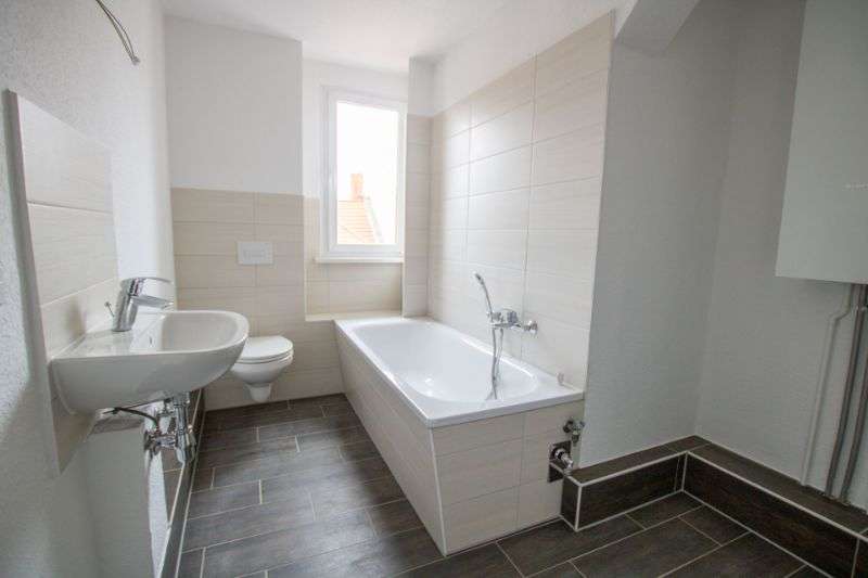 Thumbnail-Wohnung zum Mieten in Halle (Saale) 679,00 € 67.88 m²