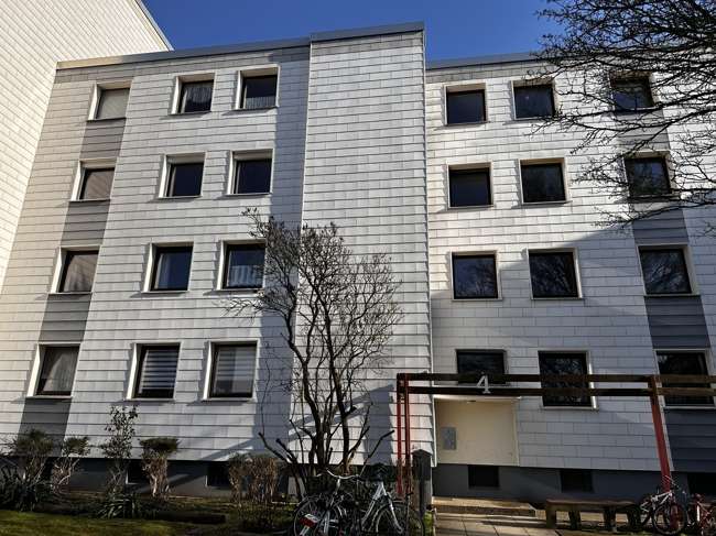 Thumbnail-Wohnung zum Kaufen in Laatzen 200.000,00 € 77 m²
